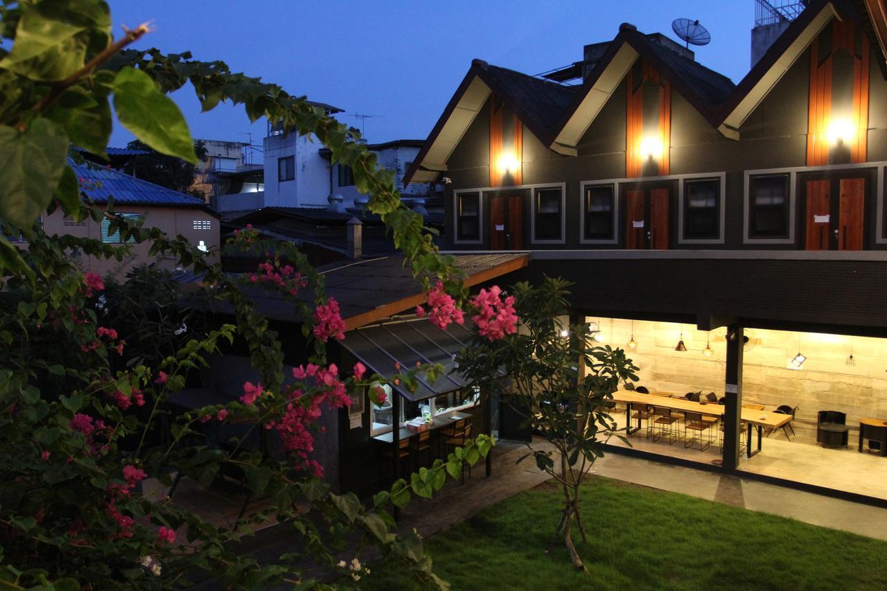 Chiangmai Moli Inn (Adults Only) Chiang Mai Ngoại thất bức ảnh